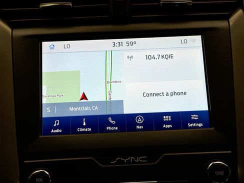 Used 2020 Ford Fusion SE image 10