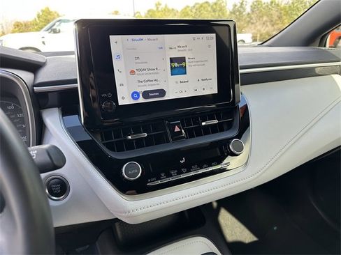 Used 2023 Toyota Corolla SE image 29