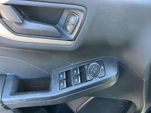 Used 2022 Ford Escape SE w/ Convenience Package image 18