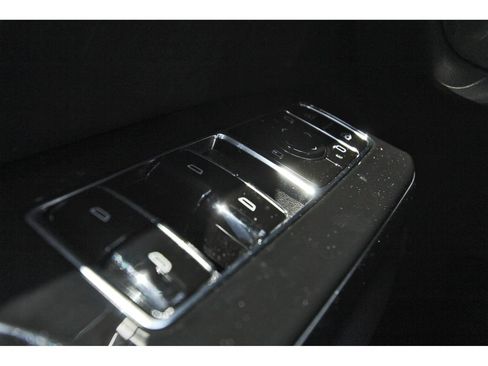 Used 2026 Cadillac Escalade Luxury AWD/4WD image 21