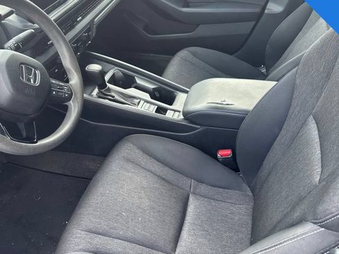 Used 2023 Honda Accord EX image 2
