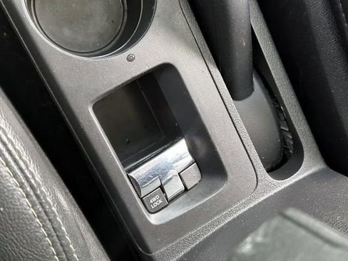 Used 2015 Jeep Patriot High Altitude image 25