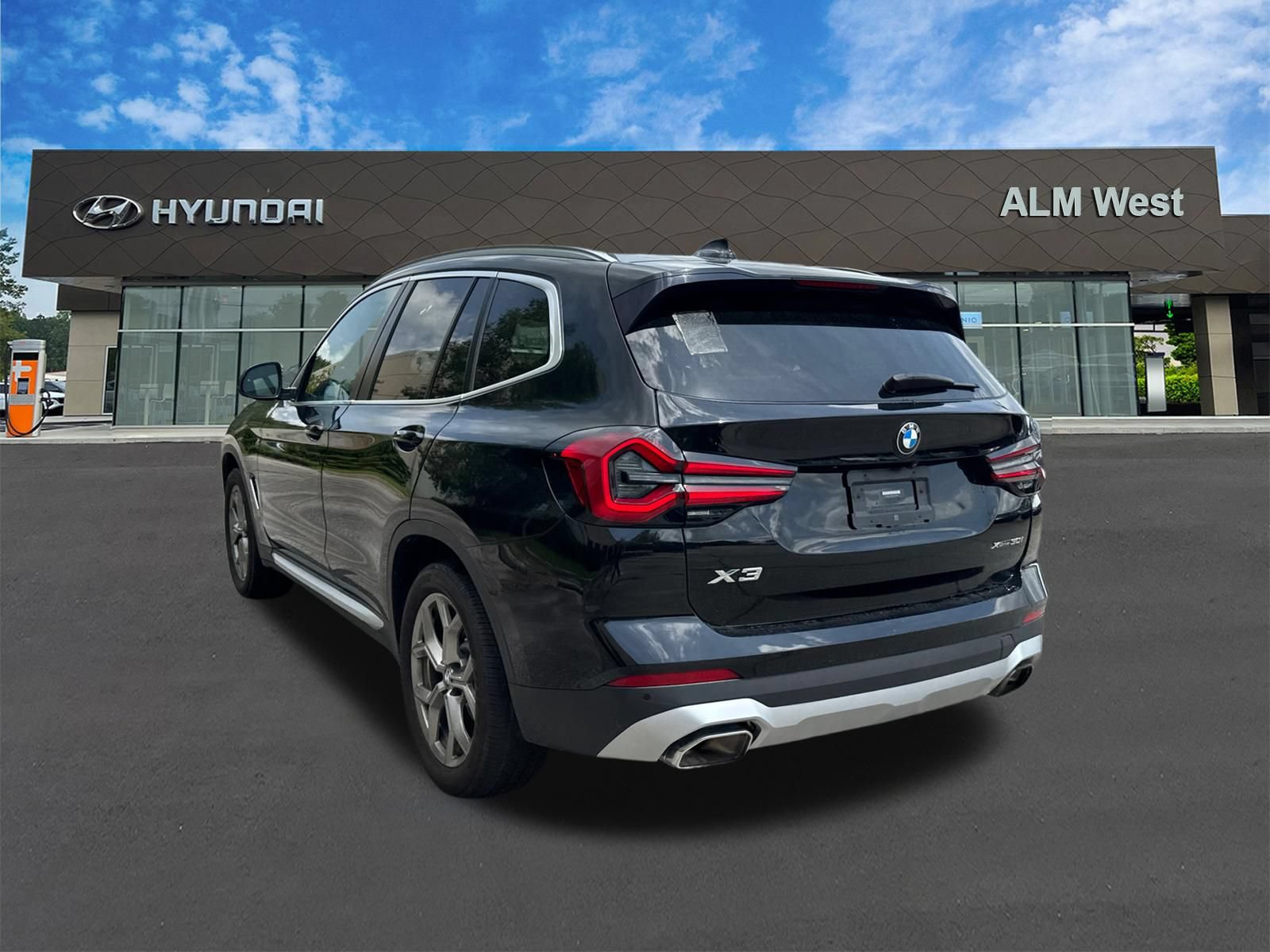 Used 2022 BMW X3 xDrive30i AWD/4WD image 7