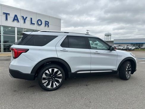 New 2026 Ford Explorer Platinum AWD/4WD image 17