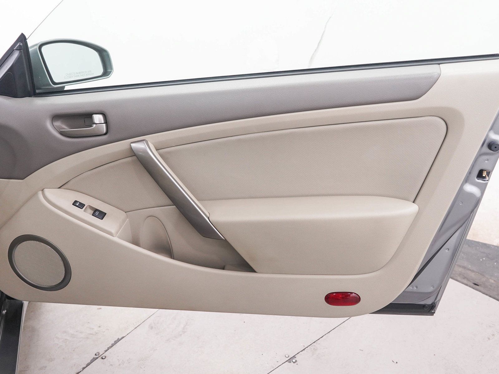 Used 2003 INFINITI G35 Coupe w/ Premium Pkg RWD image 9