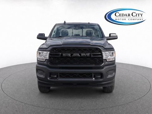 Used 2022 RAM 3500 Tradesman AWD/4WD image 5