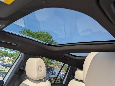 Used 2024 Mercedes-Benz GLB 250 4MATIC image 15
