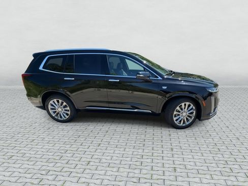 Used 2021 Cadillac XT6 Premium Luxury FWD image 9