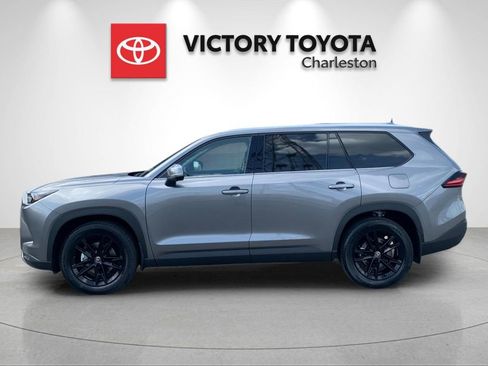 New 2026 Toyota Grand Highlander AWD image 2