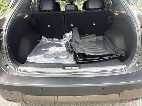 Certified 2026 Nissan Kicks SR FWD image 23