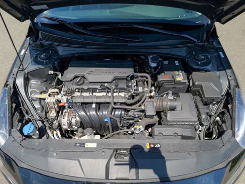 Used 2023 Hyundai Elantra SEL w/ Convenience Package FWD image 51