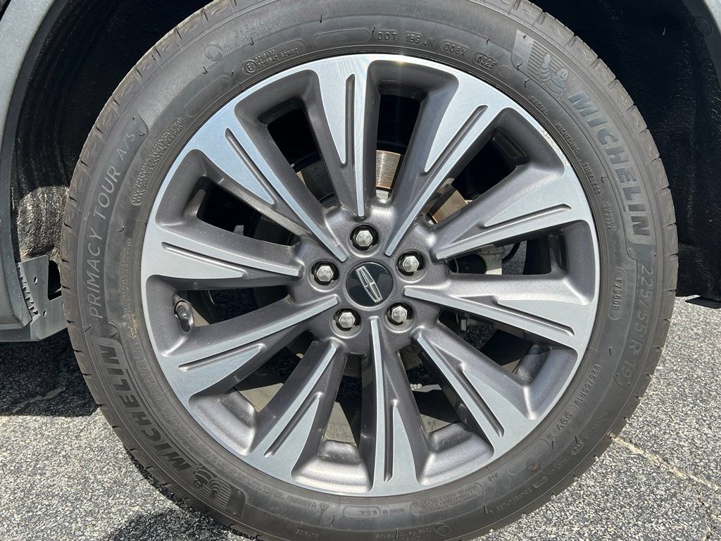Used 2022 Lincoln Corsair Reserve FWD image 20