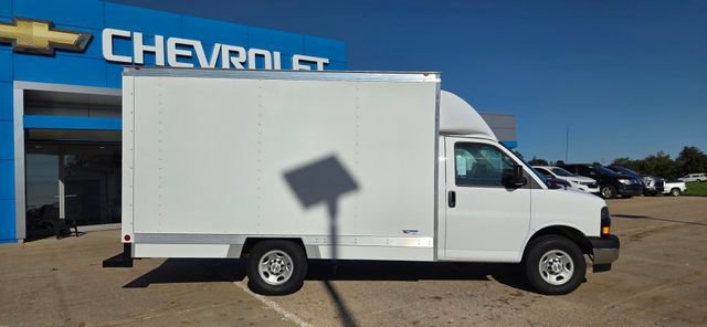 New 2026 Chevrolet Express 3500 w/ Power Convenience Package RWD image 6