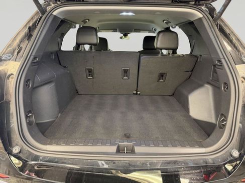 Used 2024 Chevrolet Equinox Premier AWD/4WD image 12