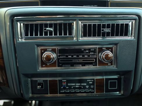 Used 1986 Cadillac Brougham Brougham image 48