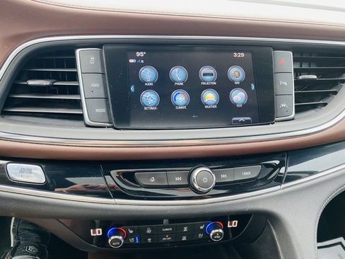 Used 2019 Buick Enclave Avenir w/ Avenir Technology Package image 34