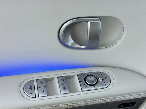 Used 2023 Hyundai Ioniq 5 Limited w/ Cargo Package image 22