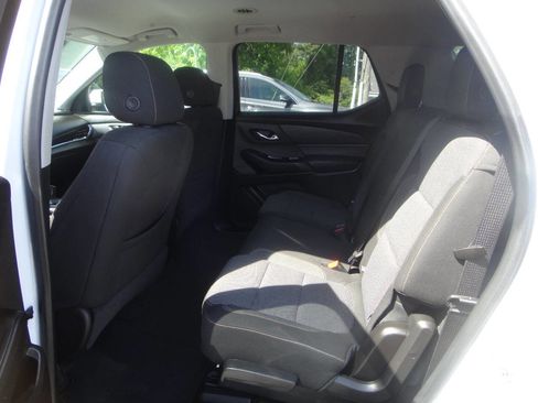 Used 2018 Chevrolet Traverse LT AWD/4WD image 11