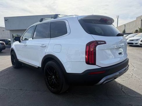 Used 2022 Kia Telluride EX w/ EX Premium Package image 5