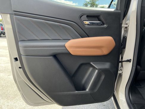 New 2026 GMC Canyon AT4 image 16