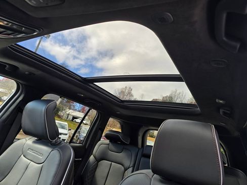 New 2025 Jeep Grand Cherokee Summit image 12