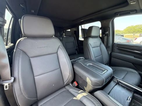 Used 2024 GMC Yukon Denali w/ Denali Reserve Package AWD/4WD image 14