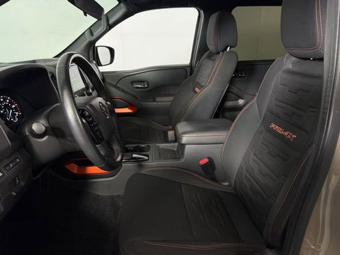 Used 2024 Nissan Frontier PRO-4X w/ Pro Convenience Package image 23