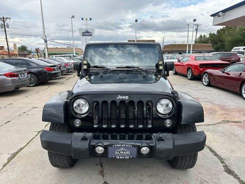 Used 2014 Jeep Wrangler Unlimited Sport w/ Quick Order Package 24S AWD/4WD image 2
