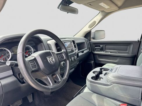 Used 2015 RAM 1500 Express AWD/4WD image 2