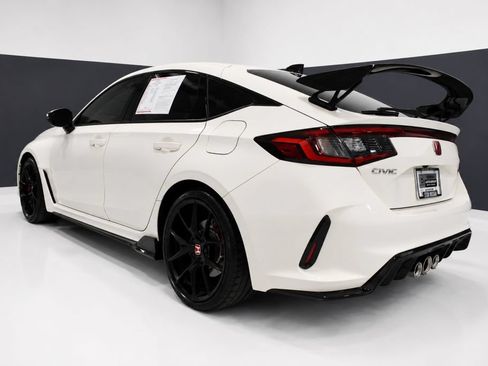 Used 2025 Honda Civic Type R image 3