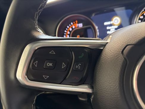 Used 2021 Jeep Wrangler Unlimited Sahara w/ Uconnect 4C Nav & Sound Group AWD/4WD image 29