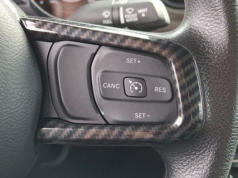 Used 2022 Jeep Wrangler Unlimited Sport image 21