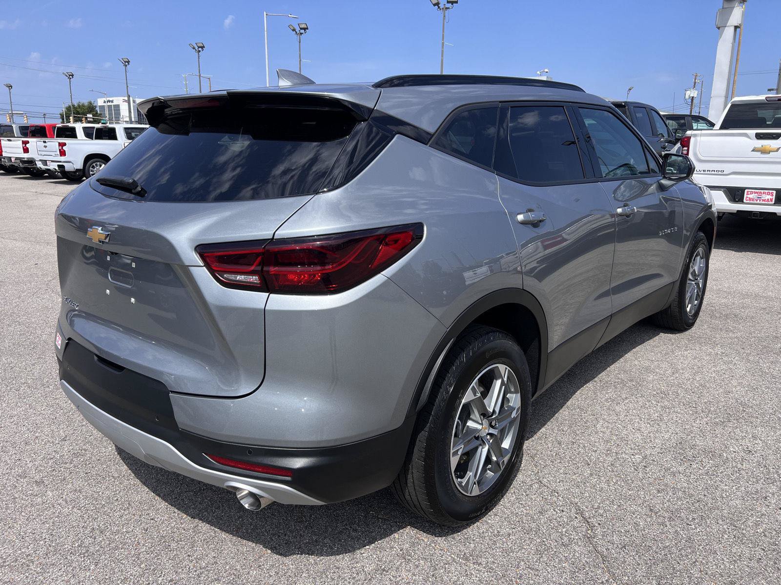 Used 2024 Chevrolet Blazer LT w/ Convenience Package FWD image 33