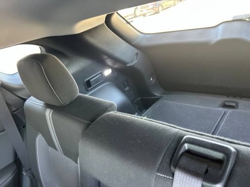 Used 2024 Chevrolet Blazer LT w/ Convenience Package FWD image 19