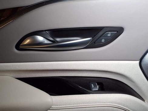 Certified 2024 Cadillac Escalade Premium Luxury Platinum image 22