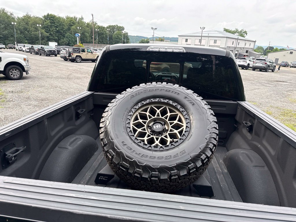 Used 2018 Ford F150 Raptor w/ Equipment Group 802A Luxury AWD/4WD image 8