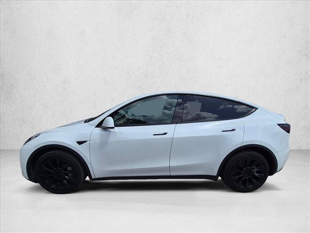Used 2022 Tesla Model Y Long Range AWD/4WD image 7