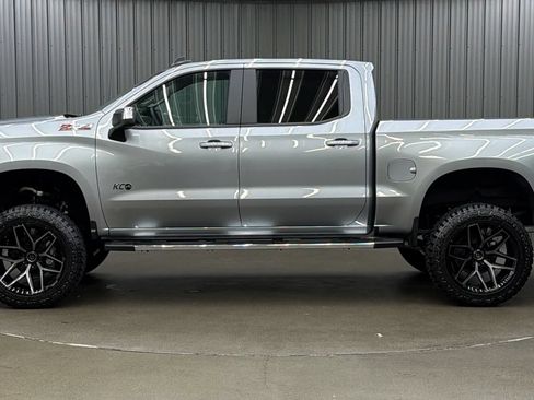 Used 2026 Chevrolet Silverado 1500 LT AWD/4WD image 2