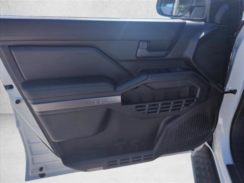 Certified 2025 Toyota 4Runner TRD Off-Road AWD/4WD image 10