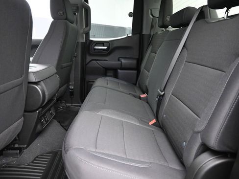 Used 2025 Chevrolet Silverado 1500 Custom image 10