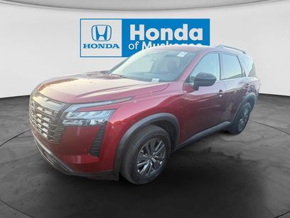 Used 2026 Nissan Pathfinder SV