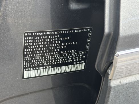 Used 2020 Volkswagen Tiguan SE w/ Panoramic Sunroof Package FWD image 36