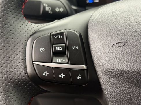 Used 2023 Ford Escape ST-Line w/ Equipment Group 301A FWD image 31