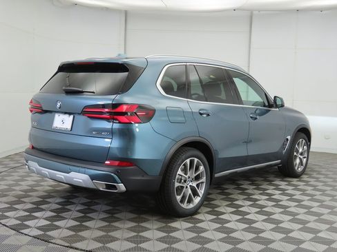 New 2026 BMW X5 sDrive40i w/ Climate Comfort Package image 5
