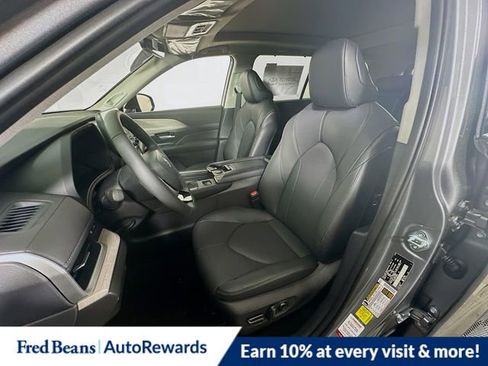 New 2026 Toyota Grand Highlander Limited image 12