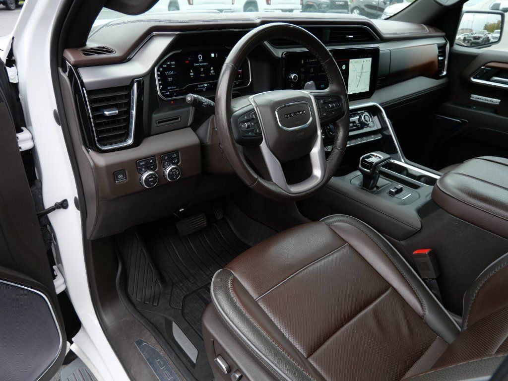 Used 2023 GMC Sierra 1500 Denali AWD/4WD image 15