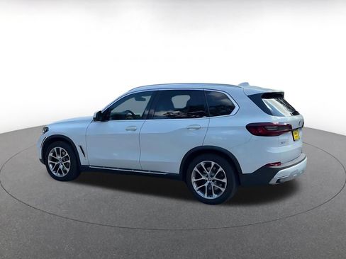 Used 2023 BMW X5 sDrive40i w/ Premium Package RWD image 9