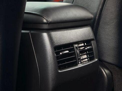 Used 2010 Lexus RX 450h AWD image 62