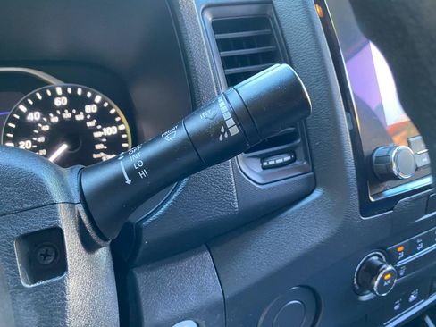 Used 2022 Nissan Frontier S RWD image 59