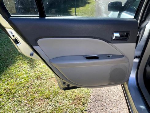 Used 2012 Ford Fusion SEL image 11